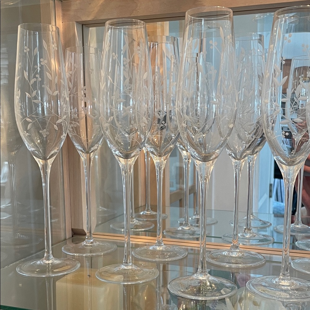 Pottery Barn Crystal Wine Glass Collection - Picture 2 of 2
